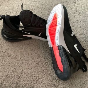 Nike Air Max 270